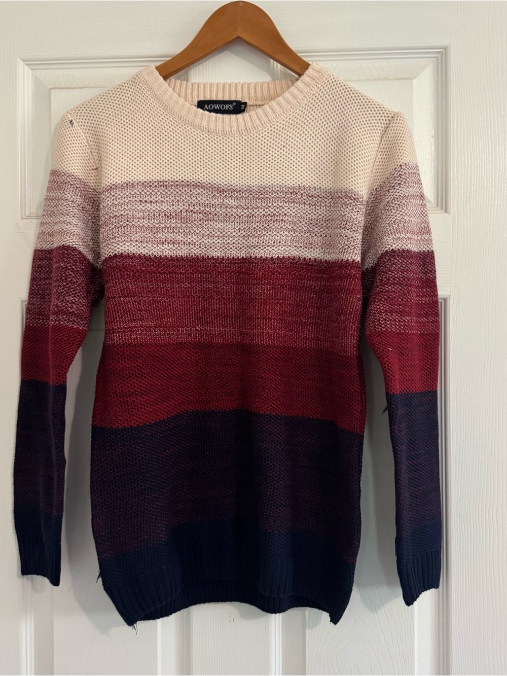 Women's Gradient Crewneck Sweater in Cream, Burgundy & Navy